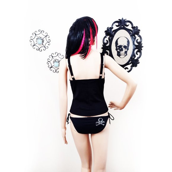 Pentagram and Lace Sweetheart Halter - Picture 3 of 4